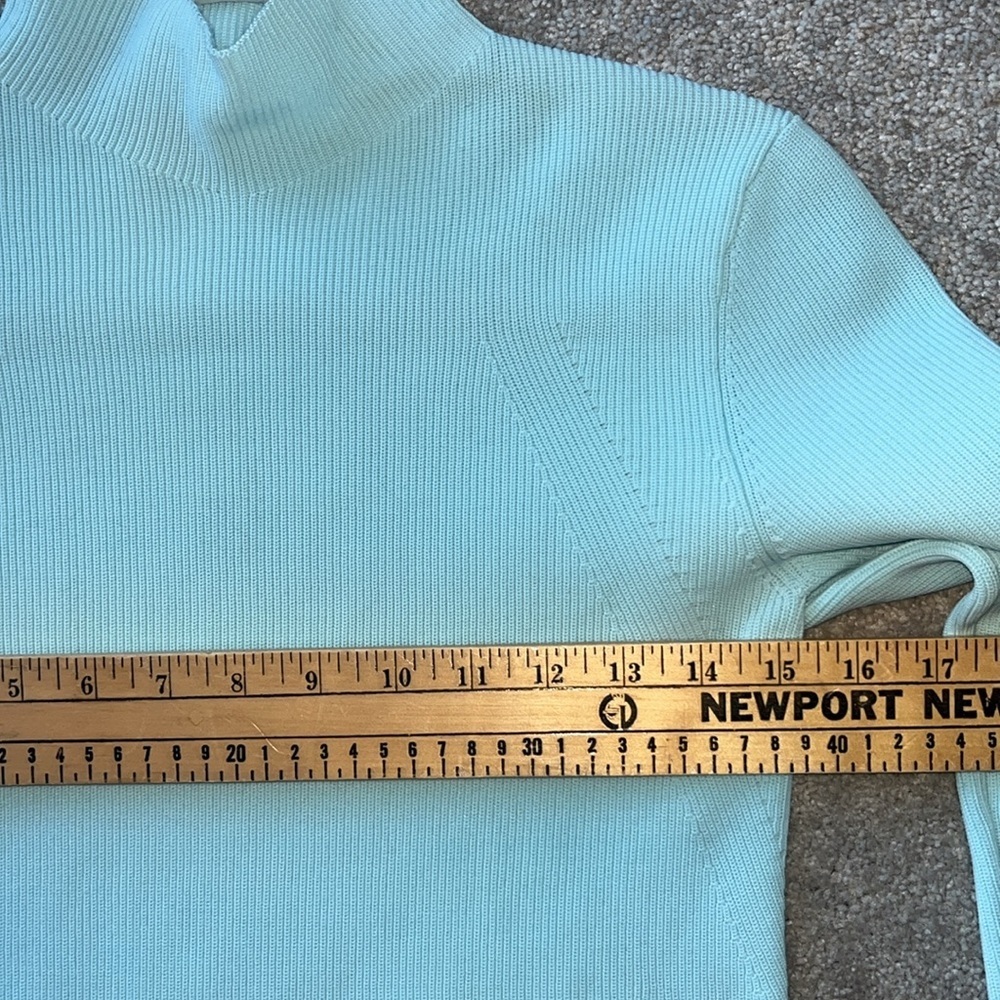 Helmut Lang Foam  Blue Mockneck Ribbed Sweater Size Medium - Picture 13 of 13
